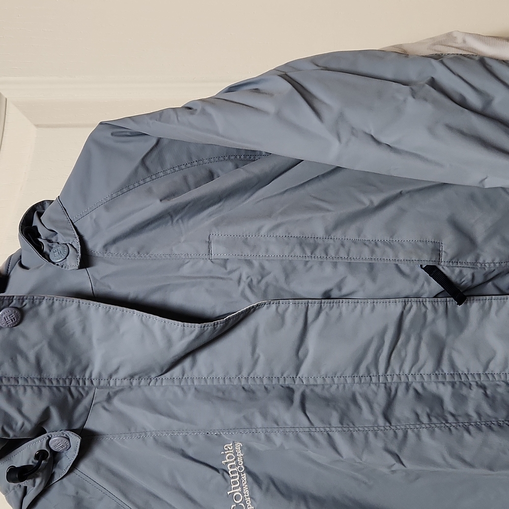 Columbia Women's S lightweight hooded jacket - Picture 3 of 13